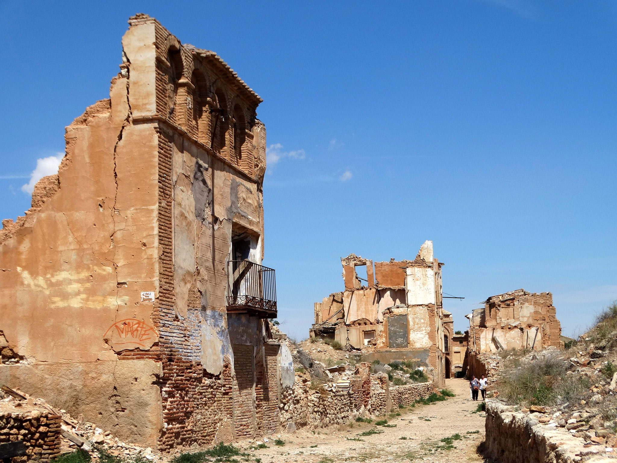 Belchite (Photo license: CC BY 2.0)